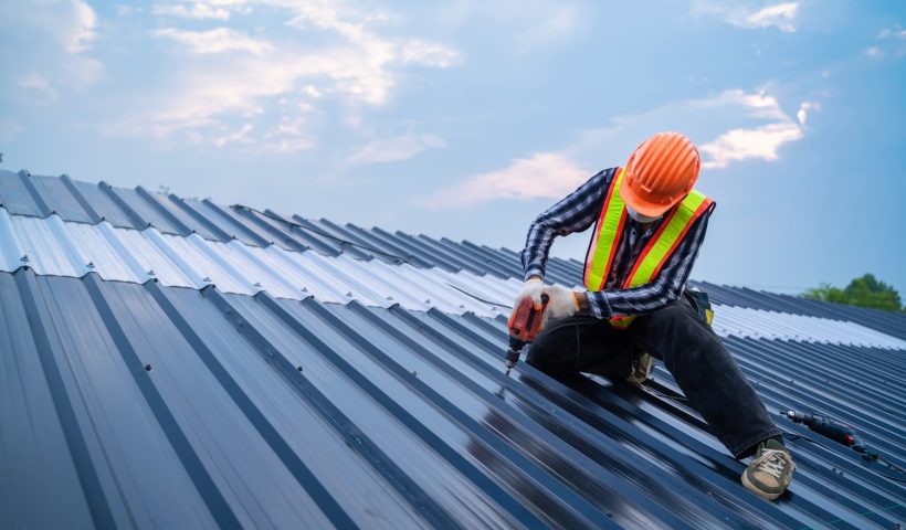 24/7 Local Roofers: Comprehensive Roofing Services in Detroit, MI